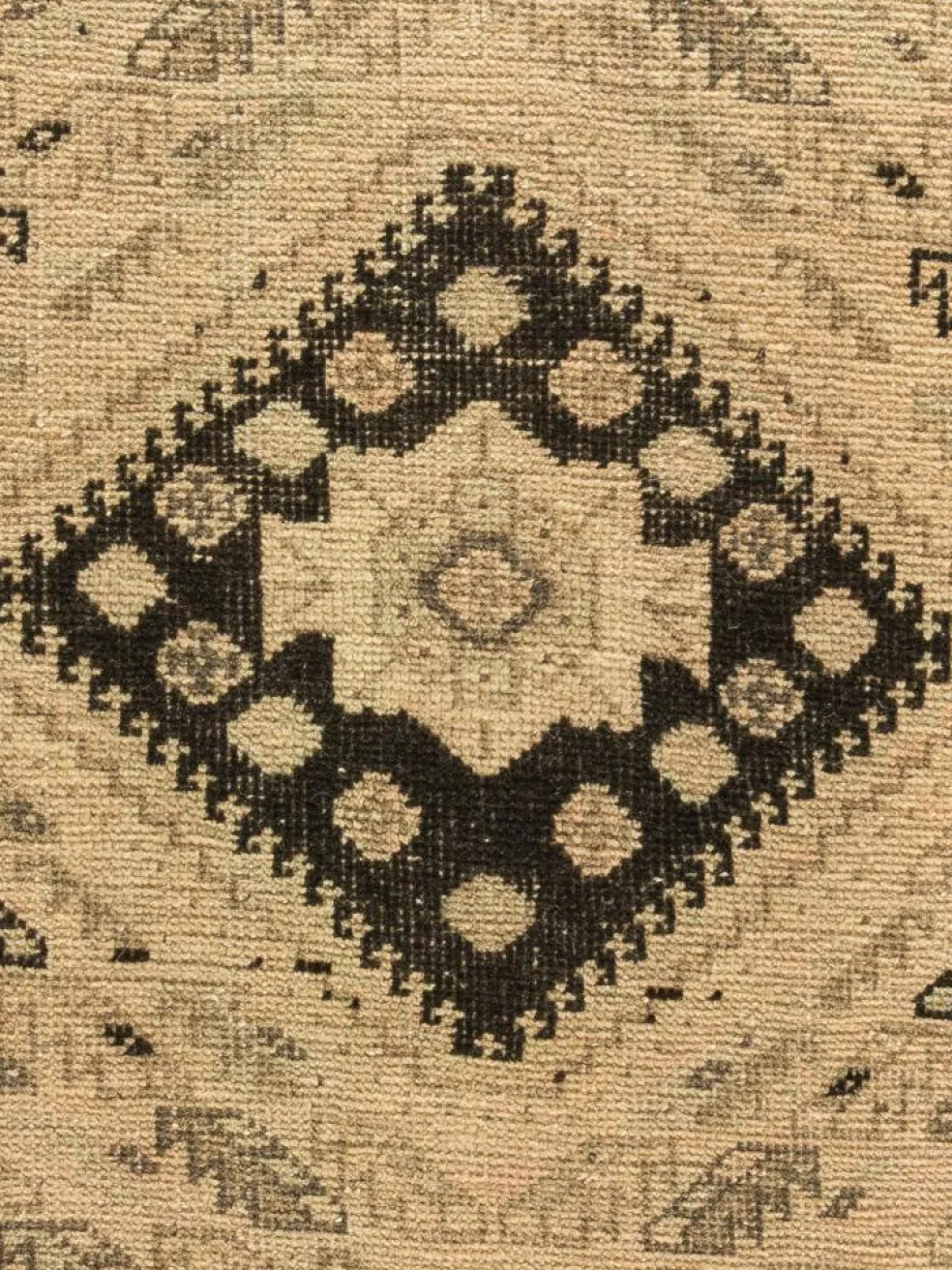 Sarough Mahal Vintage